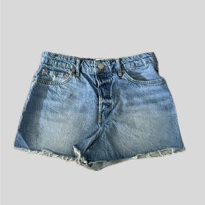 BDG Summer Cutoff Destroyed Light Wash High Rise Denim Shorts Womens Size 31